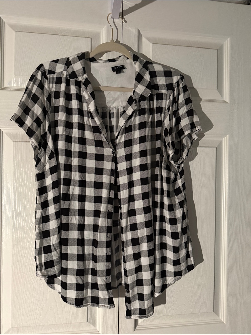 torrid Black & White Gingham Short Sleeve Button-Up Shirt